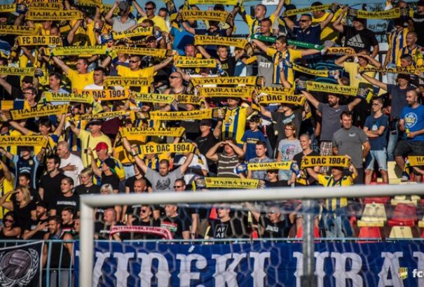 Slovan-DAC: Megkezdődött a jegyeladás, vonatos utazást tervez az YBS