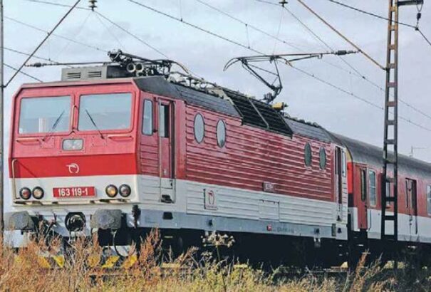 Kínos: Kedden reggel megint kellemetlen meglepetés érte a vasúton utazókat