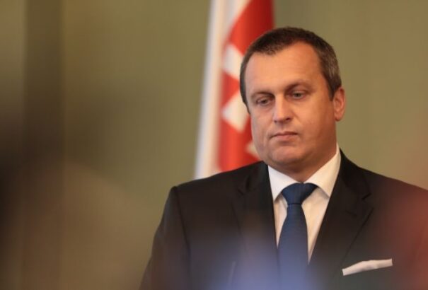 Danko tagadja, hogy titkosítva lenne rigorózusi munkája – de a nyilvánosság akkor sem férhet hozzá