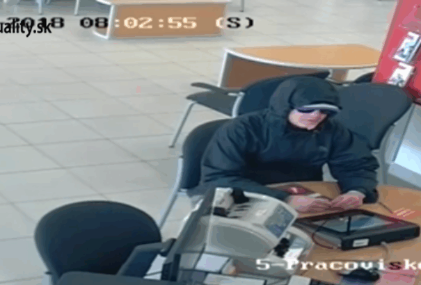 A tolvaj több mint 4000 eurót tett zsebre az idegen számláról