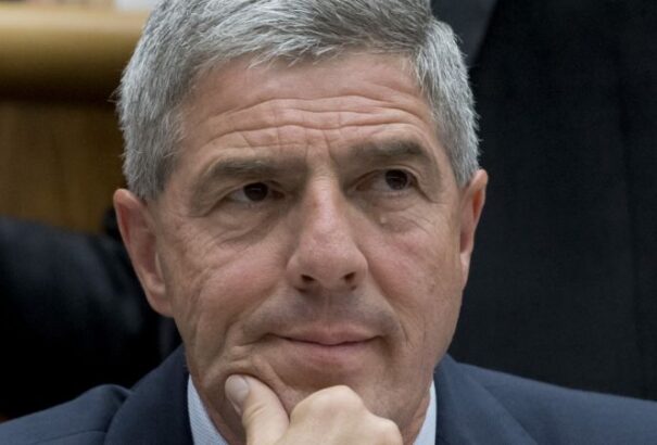 Dag Daniš: Bugárnak meg kellene magyaráznia több millió eurós vagyonát