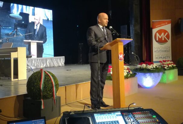 Menyhárt az MKP kongresszusán Bugárról: Mindenki jó valamire. Ha más nem, elrettentő példának
