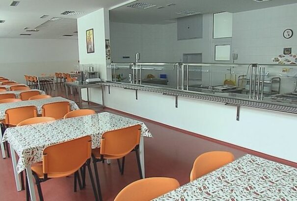 Több száz iskolás maradt ebéd nélkül Nagyszombatban