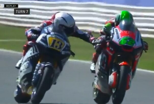 Fenati befejezte pályafutását – 230-nál meghúzta ellenfele első fékjét