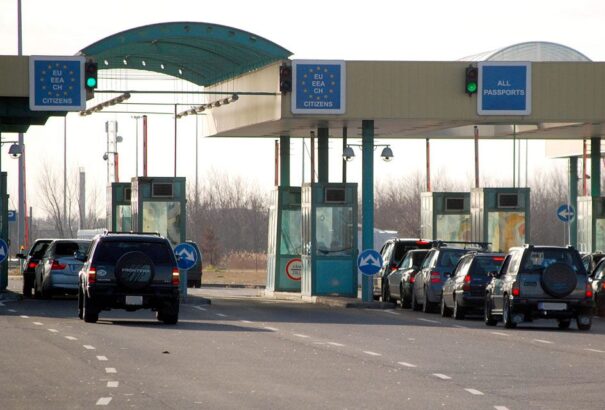 Dobbantónak használják Szlovákiát a külföldi munkások – az alacsony bérek miatt inkább nyugatabbra távoznak