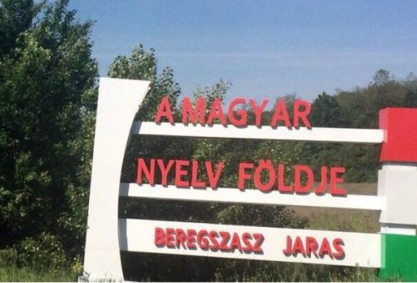 Nem nemzetbiztonsági kockázat, hanem választási téma lett a kárpátaljai magyarság Ukrajnában