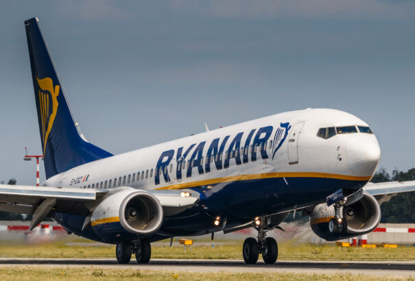 Európa-szerte 40 ezer utast érint a Ryanair-dolgozók sztrájkja