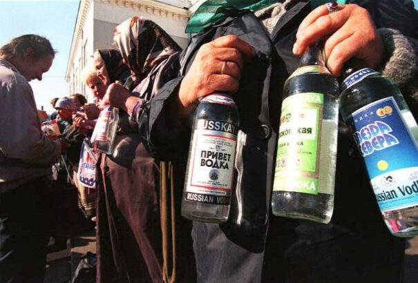 Öt év alatt csaknem felére csökkent az oroszok alkoholfogyasztása, emelkedett az élettartam