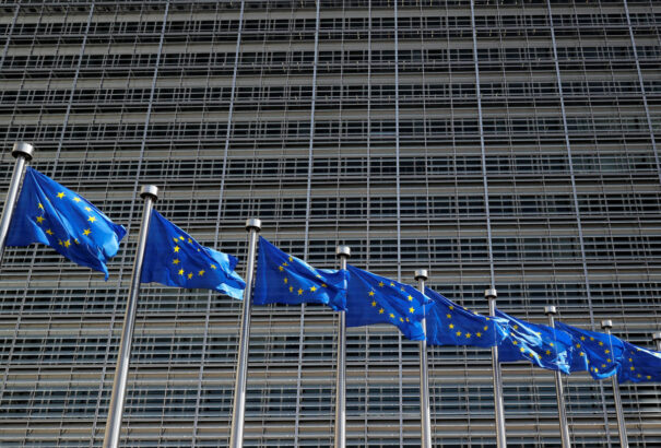 Eurobarometer: rekordszintű az Európai Unió támogatottsága a tagállamokban