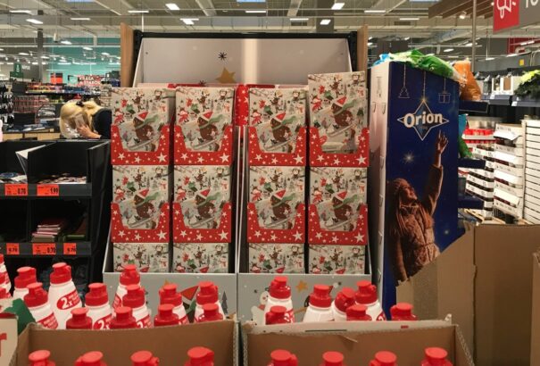 A boltokban már árulják a szaloncukrokat és az adventi naptárakat. Mégis miért csinálják ezt az üzletláncok?