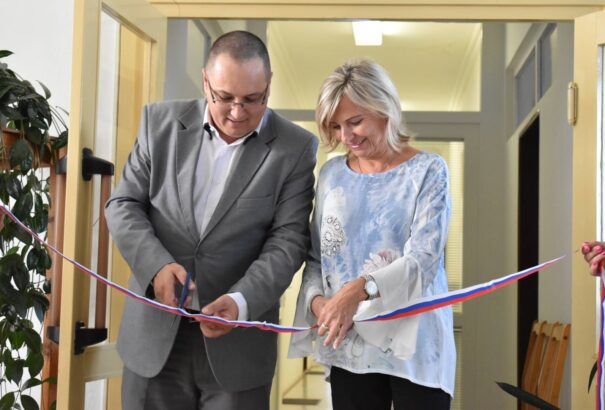 Partner Postát létesítettek Füssön