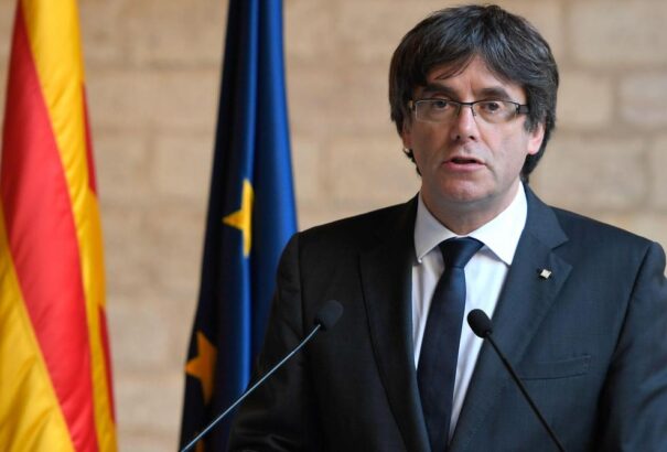 Katalán válság – Köztársaság Tanácsa néven alapított Brüsszelben működő politikai szervezet Carles Puigdemont