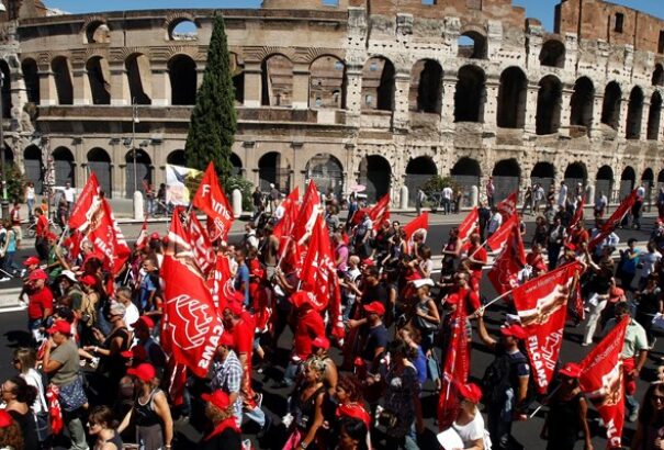Országos sztrájk bénítja meg Olaszországot pénteken
