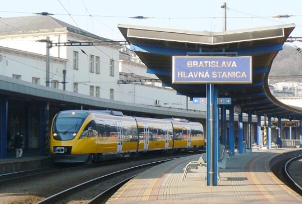 Új személyvonat közlekedik a Dunaszerdahely–Pozsony szakaszon