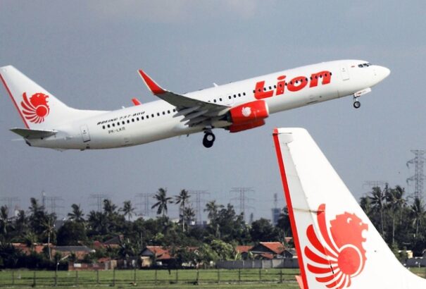 Indonéziában lezuhant egy utasszállító – 188 ember volt a fedélzetén