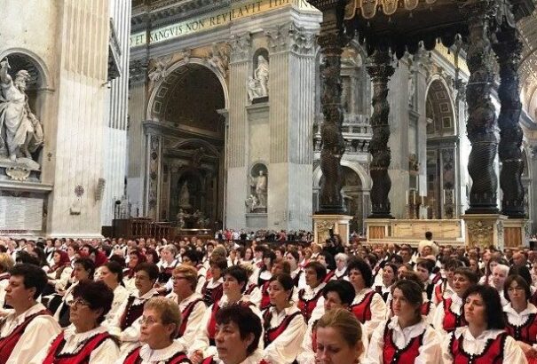 Így szólt a Székely Himnuszt a vatikáni Szent Péter téren – Videó