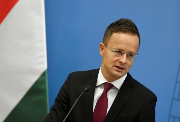 Szijjártó: Magyarország egy kisebbségvédelmi egyezmény megkötését javasolta Ukrajnának
