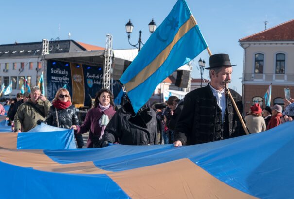 Székely nagygyűlés – Centenáriumi megemlékezést és autonómiatüntetést tartottak Sepsiszentgyörgyön
