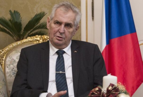 Zeman elnézést akar kérni Orbán Viktortól