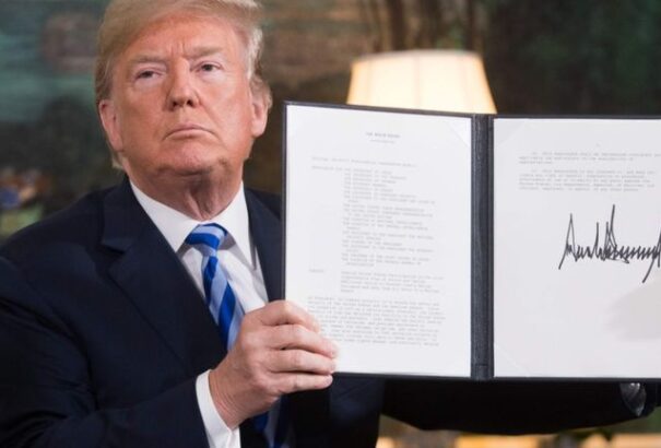 Az USA november 4-én minden 2015 előtti szankciót visszaállítana Iránnal szemben