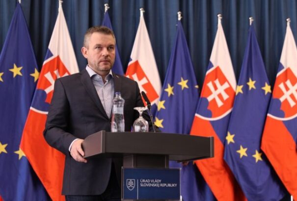 Pellegrini nem zárja ki az előrehozott választások lehetőségét sem