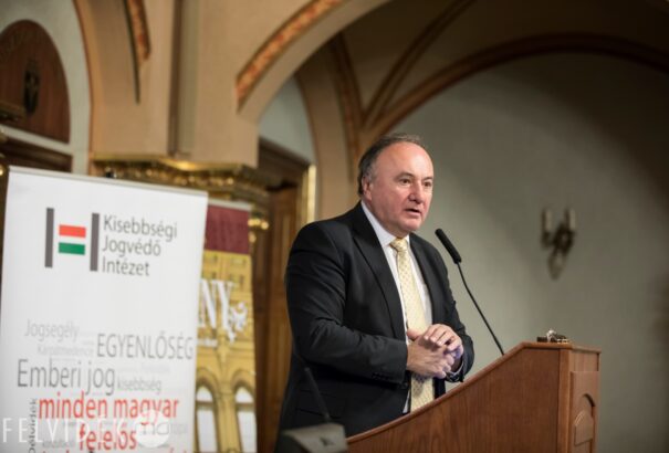Csáky a Kisebbségi Jogvédő Intézet konferenciáján: A magyarok jogvédelme ma talán még fontosabb, mint bármikor
