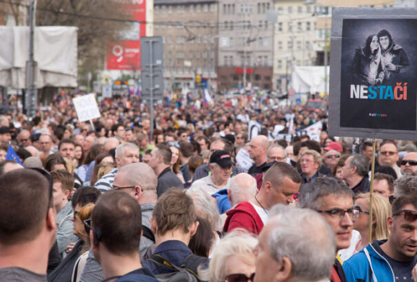 Ősszel újabb tömegdemonstrációk várhatók Kočner Ficoról szóló üzenetei miatt