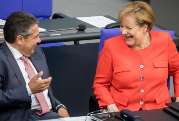 Jaroslav Daniška: Az álszentség vegytiszta bája