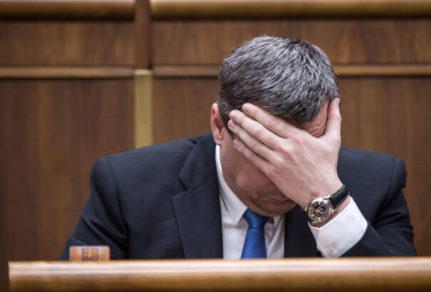 Denník N: Danko plagizált, öt könyvből lopkodta össze a rigorózusi munkáját