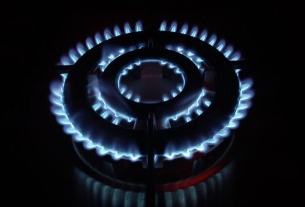 Gázáremelés: A kormány mérlegelni fogja a gázvisszatérítések bevezetését