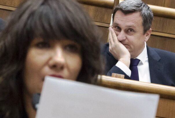 Kalita Gábor: Schow Must Go On a szlovák parlamentben