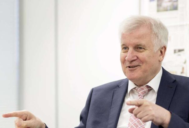 Seehofer szerint a muszlimok hozzátartoznak Németországhoz