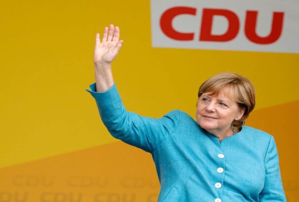 Ma megválasztják Merkel utódját