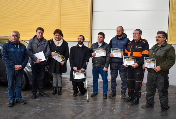 Magyarok Kenyere: Felvidéki és kárpátaljai rászorulókhoz kerül az összegyűjtött búzából készült liszt