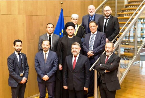 Kalita Gábor: A Soros „márkajelzésű” úthenger padlógázra váltott