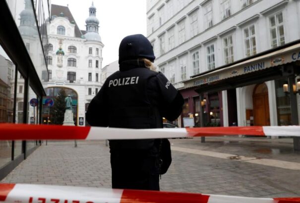 Lövöldözés volt Bécsben