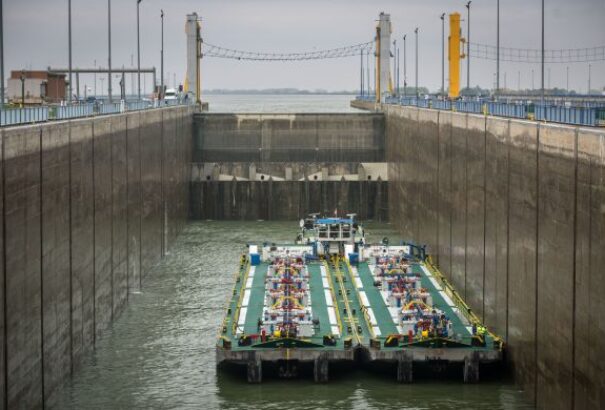 A cseh Metrostav 150 millió euróért fogja felújítani a bősi vízi erőmű zsilipkamráit