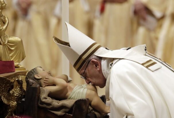 Ferenc pápa: Kevesen lakomáznak, sokaknak kenyerük sincsen