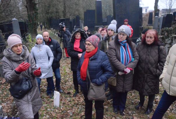Városnéző sétán Losoncon – zsidó emlékek nyomában