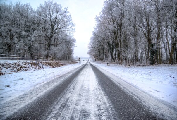 Csúszásveszély: Országszerte riasztást adott ki a Szlovák Hidrometeorológiai Intézet