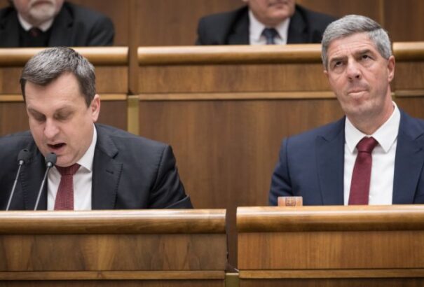 Lesz-e nyílt kiállás Magyarország mellett? Bugár szerint az már a koalíciós szerződés felrúgása lenne