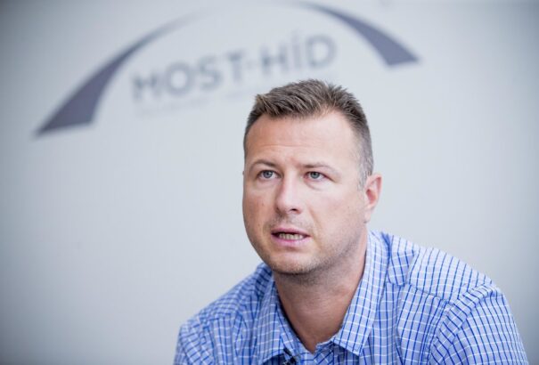 A Most-Híd saját parlamenti képviselőjét javasolja alkotmánybírónak