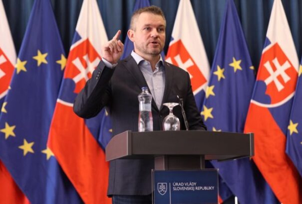 A kormány nem küld senkit Marrakeshbe. Szlovákia kiutasított egy orosz diplomatát, akit kémkedésen kaptak