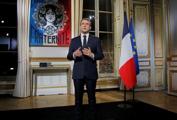 Macron szerint egyre több az önjelölt népvezér