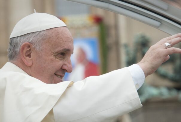 Csíksomlyóra látogat Ferenc pápa