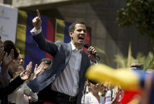 Guaidó titkos tárgyalásokat folytat a hadsereggel