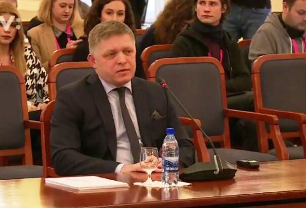 Fico tényleg komolyan gondolja, hogy a börtön elől az Alkotmánybíróságra menekül
