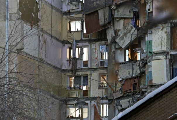 Újabb holttesteket emeltek ki a Magnyitogorszkban felrobbant lakóház romjai alól