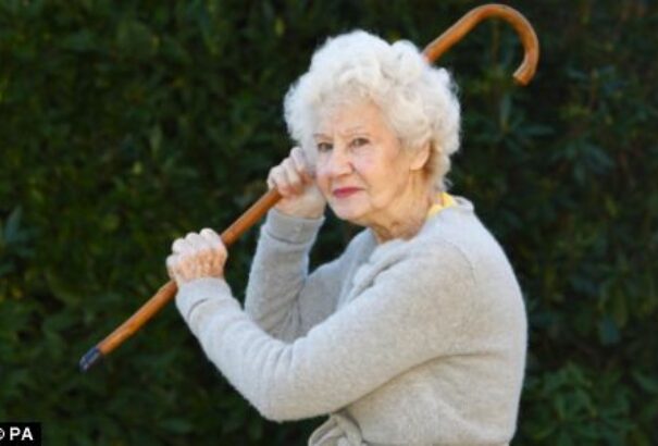 Kiabálással űzte el a rablót egy nyugdíjas asszony Komáromban