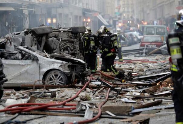 Robbanás Párizs központjában: négy halott, közel ötven sérült (Frissítve)